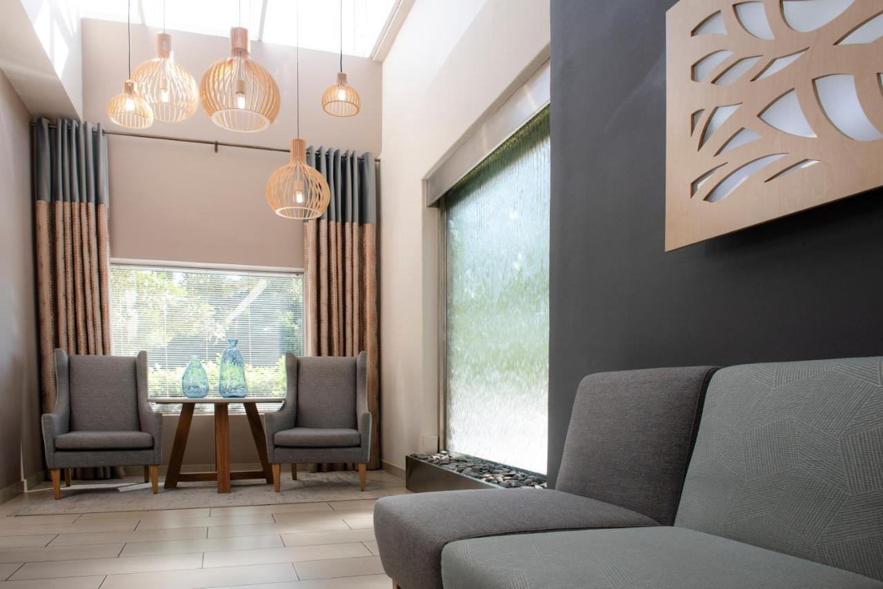 Palm Park Hotel Lephalale Dış mekan fotoğraf